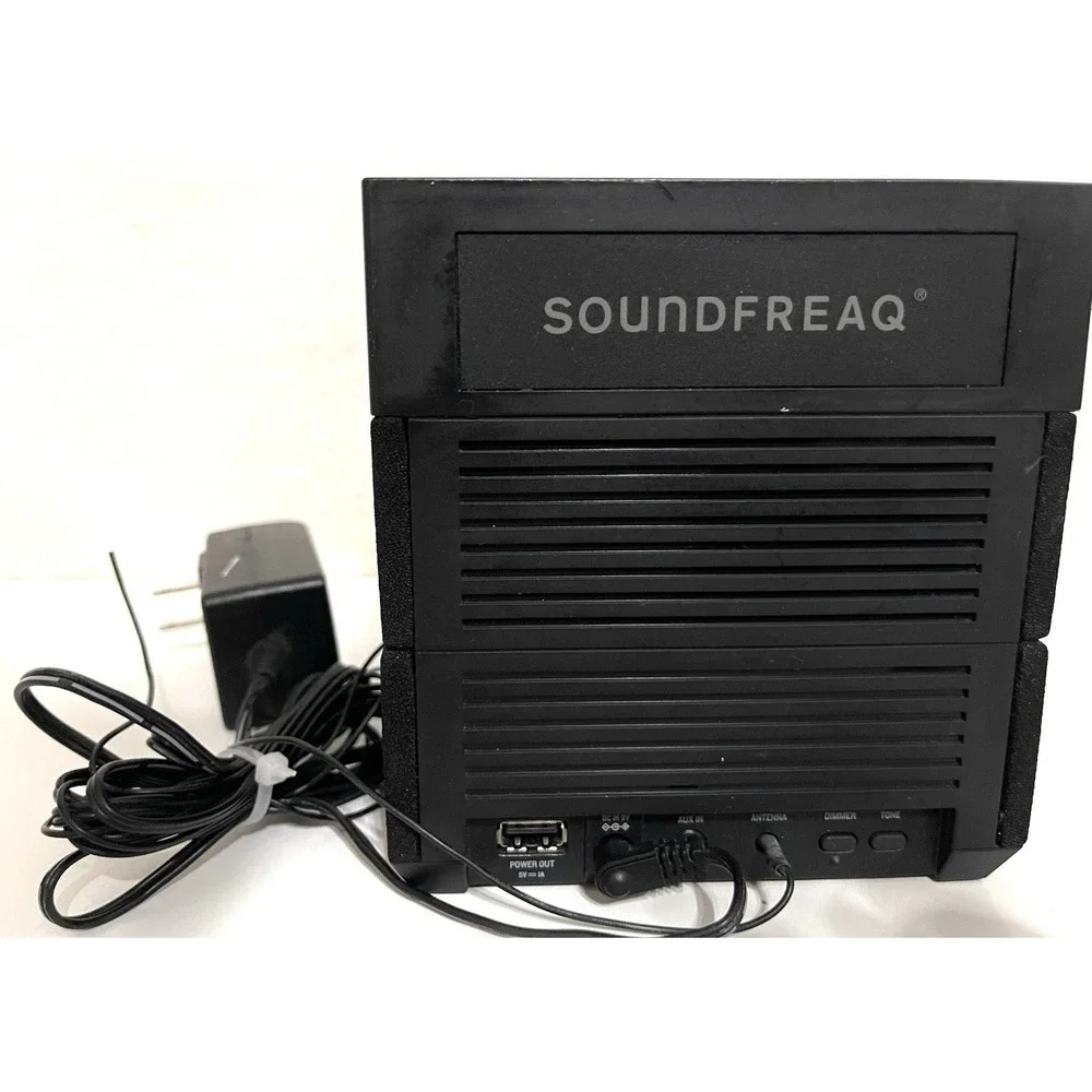 Soundfreaq Sound Rise SFQ-08 Wood Effect Bluetooth Speaker FM Radio Clock
